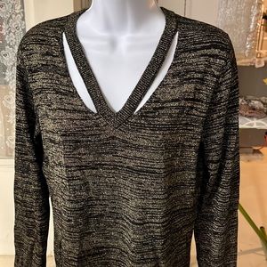 Beautiful Carmen Marc Valvo sweater with flattering neckline, gold thread accent